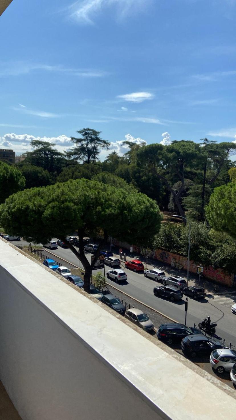 Sunny Sunset Roma
